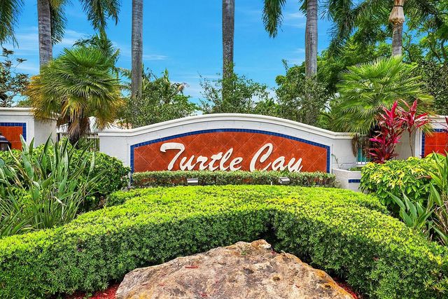 5511 Crossing Rocks Court, Riviera Beach, FL 33407