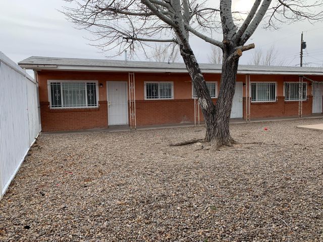 143 General Arnold Street NE, Albuquerque, NM 87123