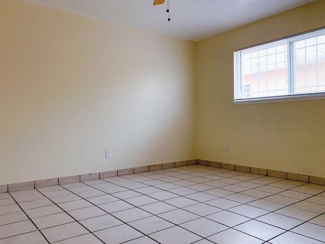 143 General Arnold Street NE, Albuquerque, NM 87123