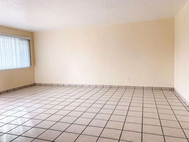 143 General Arnold Street NE, Albuquerque, NM 87123