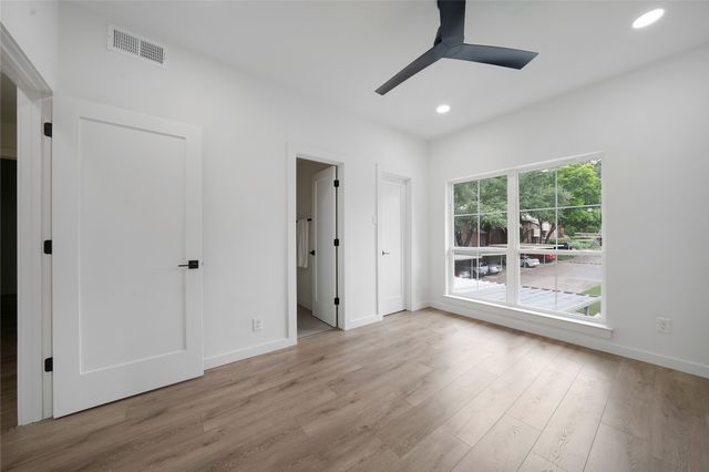 8601 Park Lane 121, Dallas, TX 75231