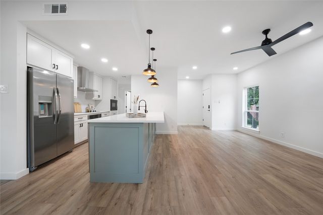 8601 Park Lane 121, Dallas, TX 75231
