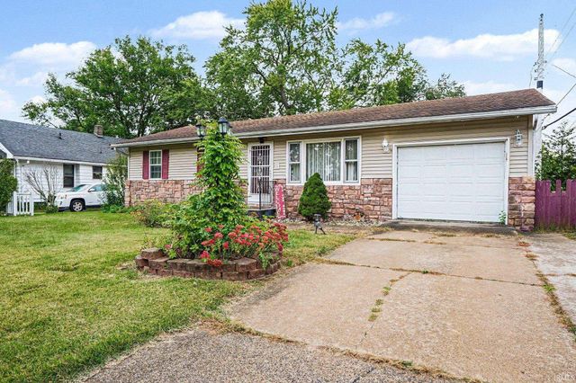 817 Fieldhouse Avenue, Elkhart, IN 46517