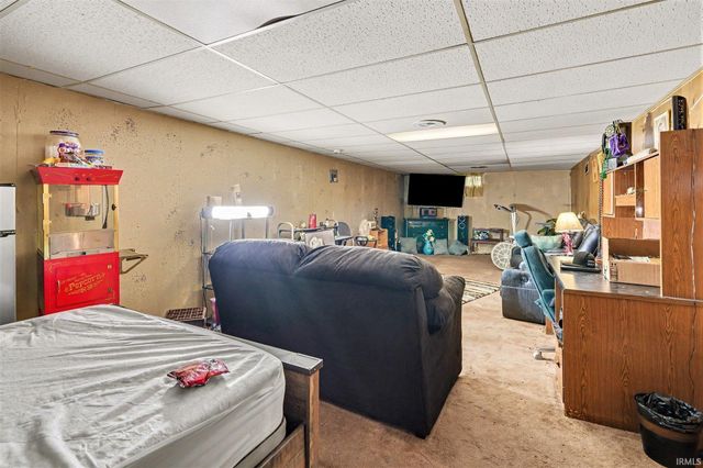 817 Fieldhouse Avenue, Elkhart, IN 46517