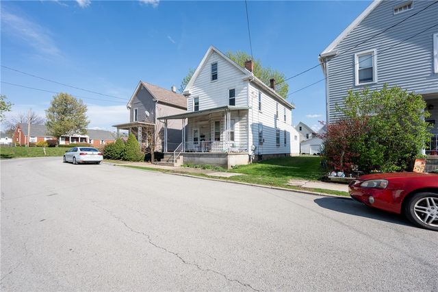 331 Pine St, Latrobe, PA 15650