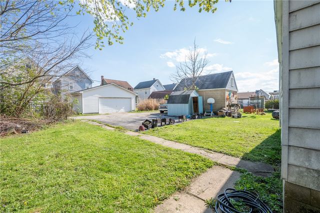 331 Pine St, Latrobe, PA 15650