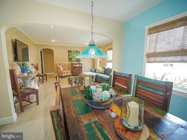 108 N SUFFOLK AVE, Ventnor City, NJ 08406