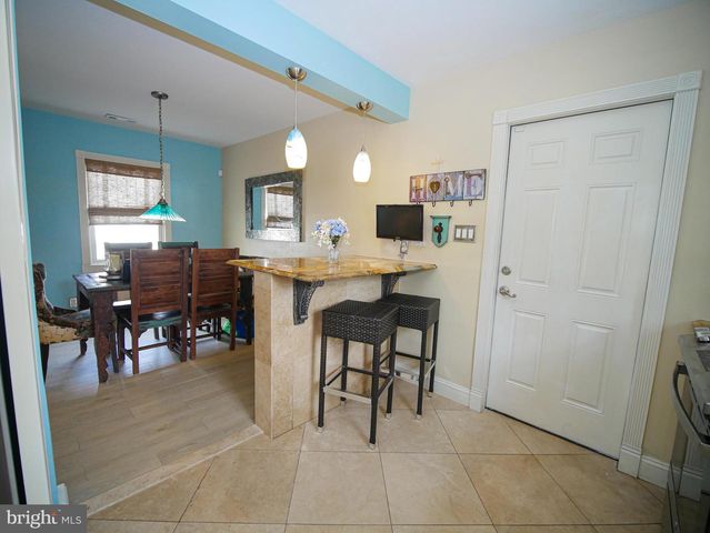108 N SUFFOLK AVE, Ventnor City, NJ 08406