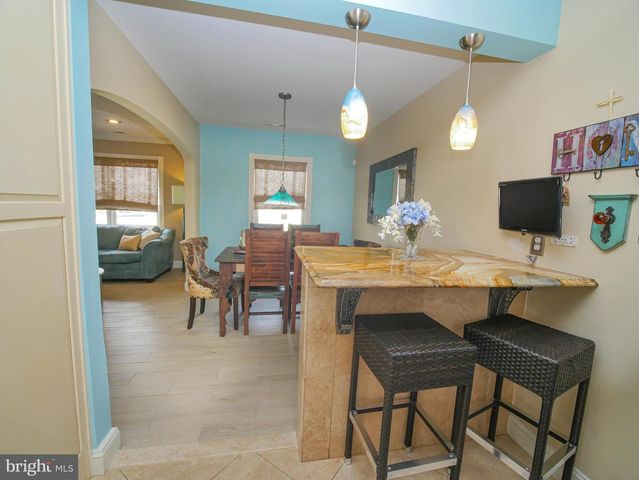 108 N SUFFOLK AVE, Ventnor City, NJ 08406