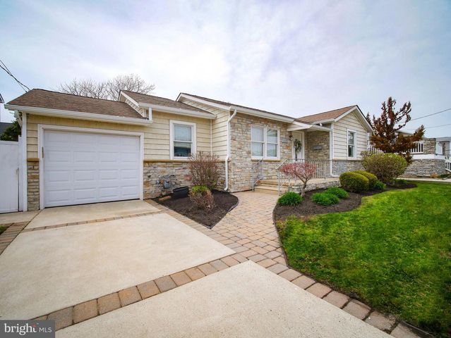 108 N SUFFOLK AVE, Ventnor City, NJ 08406