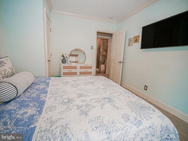 108 N SUFFOLK AVE, Ventnor City, NJ 08406