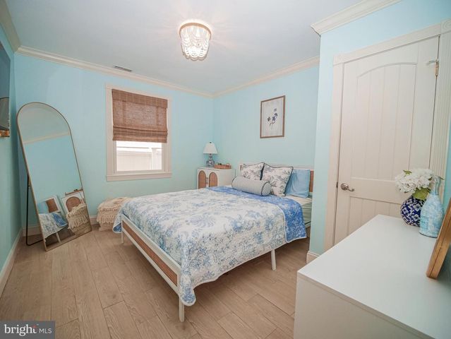 108 N SUFFOLK AVE, Ventnor City, NJ 08406