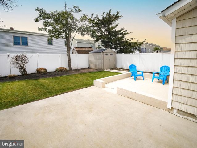 108 N SUFFOLK AVE, Ventnor City, NJ 08406