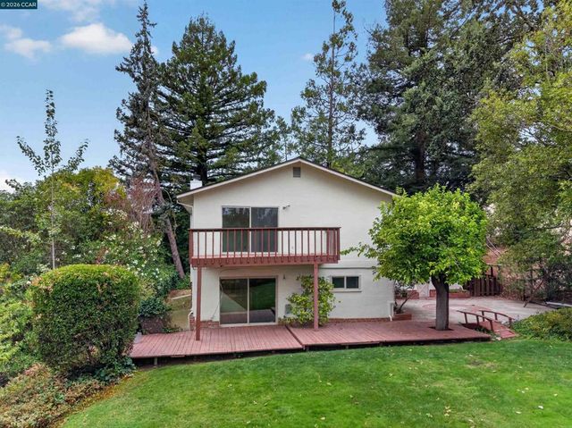 524 Dawkins Dr, Lafayette, CA 94549