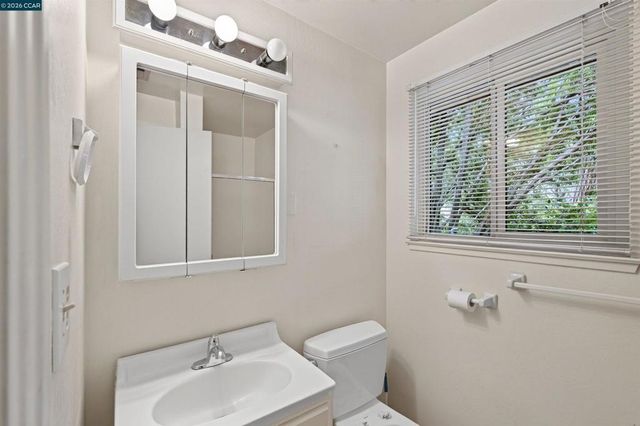 524 Dawkins Dr, Lafayette, CA 94549
