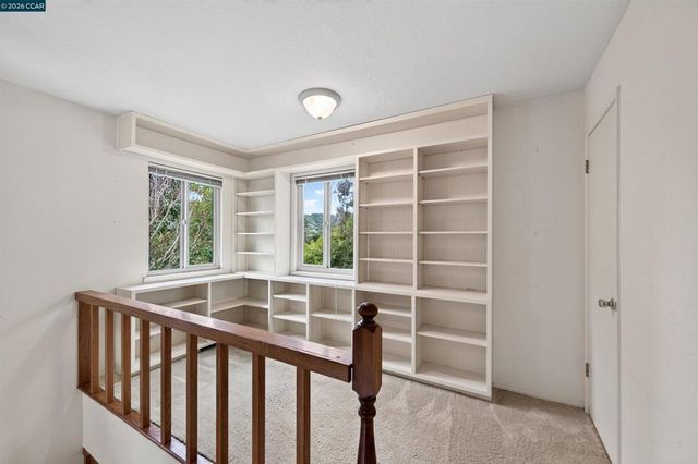 524 Dawkins Dr, Lafayette, CA 94549