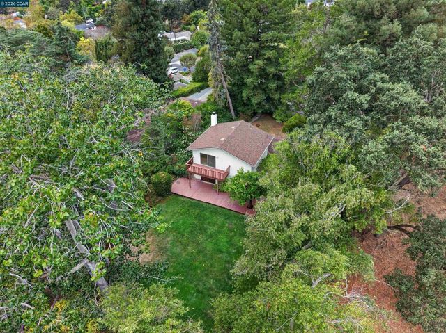 524 Dawkins Dr, Lafayette, CA 94549