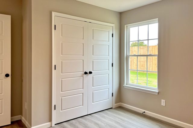 1111 Brook Court, Franklin, KY 42134