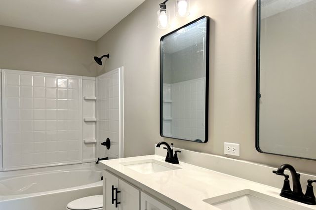 1111 Brook Court, Franklin, KY 42134