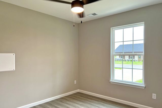 1111 Brook Court, Franklin, KY 42134