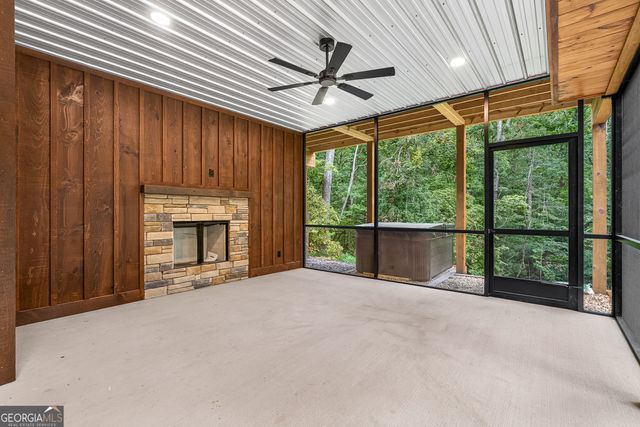 287 Lakeview Circle, Morganton, GA 30560