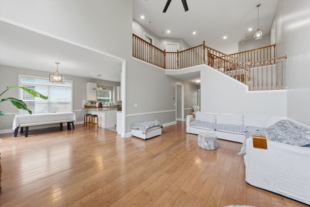 1571 Woodland Lane, Bolingbrook, IL 60490