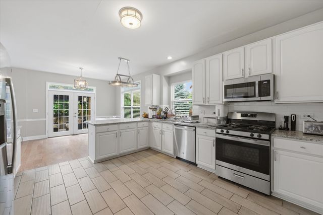1571 Woodland Lane, Bolingbrook, IL 60490