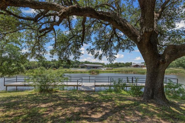 1012 Lawman Court, Cresson, TX 76035