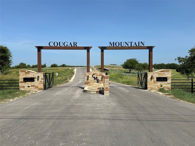 1012 Lawman Court, Cresson, TX 76035