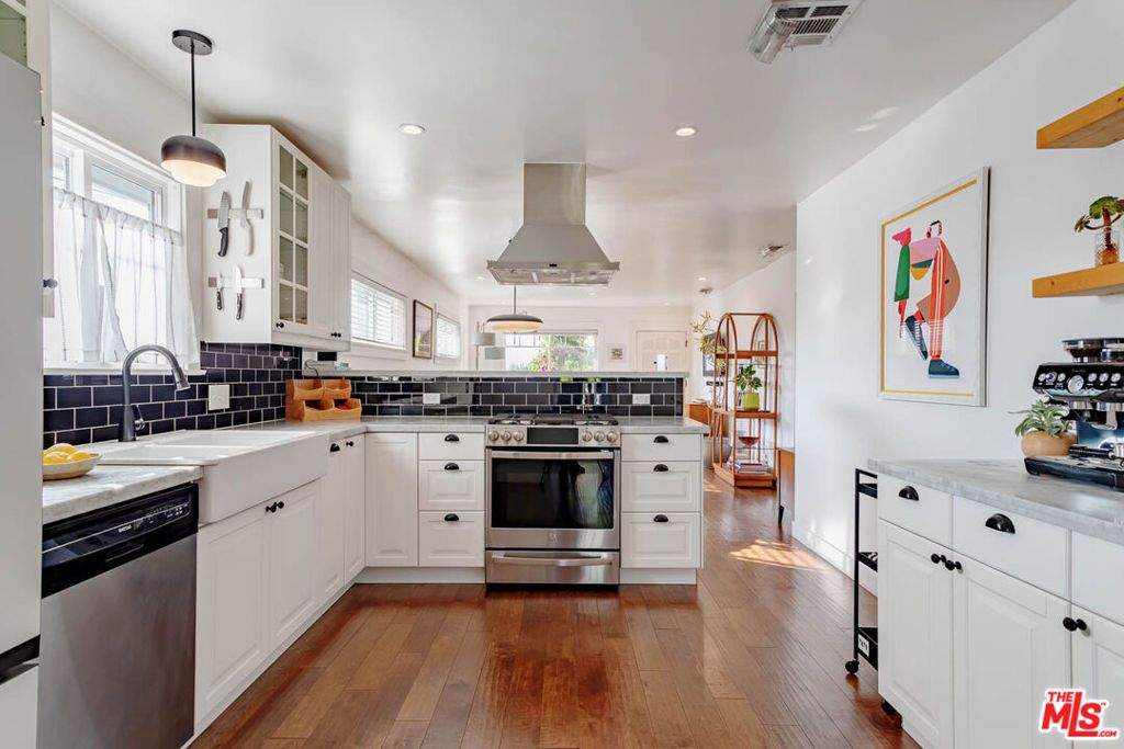 property-img