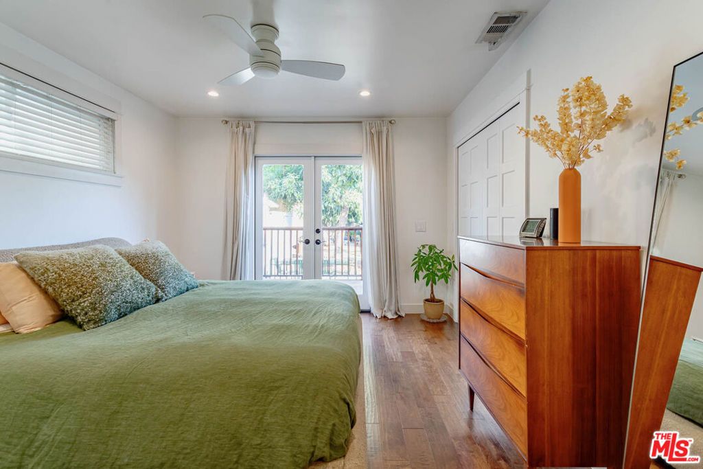 property-img