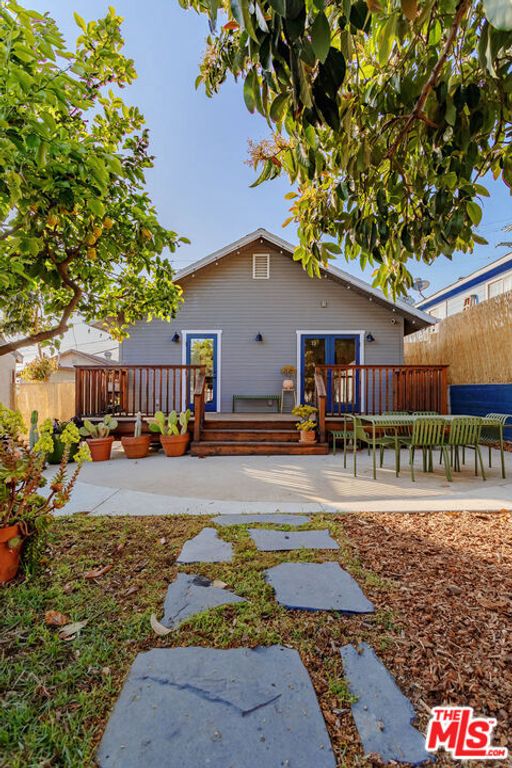 property-img
