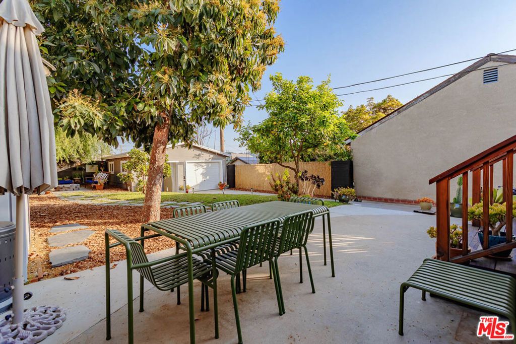 property-img