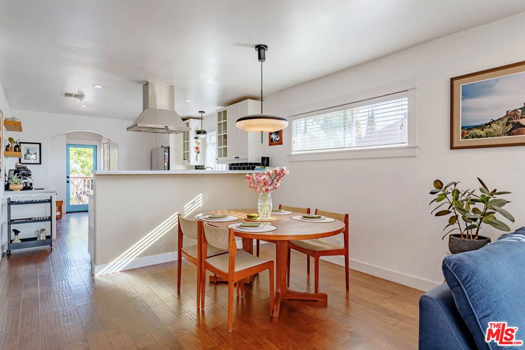 property-img