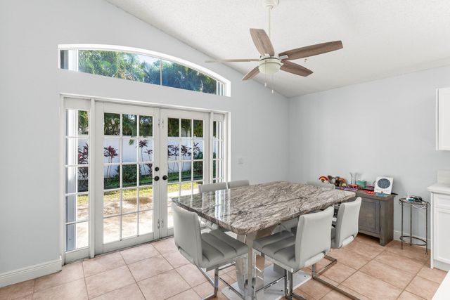 6680 Green Island Circle, Lake Worth, FL 33463
