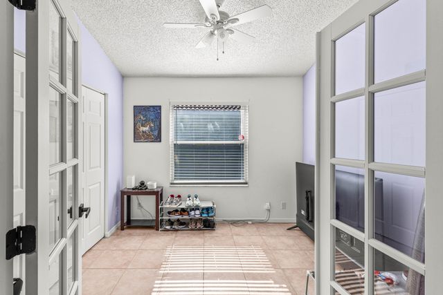 6680 Green Island Circle, Lake Worth, FL 33463