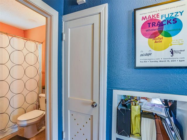 1509 W Koenig LN, Austin, TX 78756