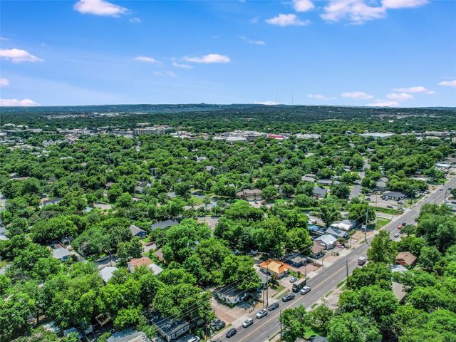 1509 W Koenig LN, Austin, TX 78756