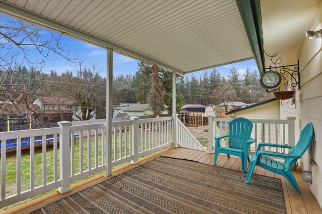 6110 N Cambridge Dr, Spokane, WA 99037