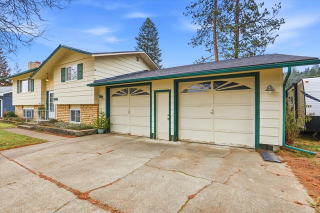 6110 N Cambridge Dr, Spokane, WA 99037