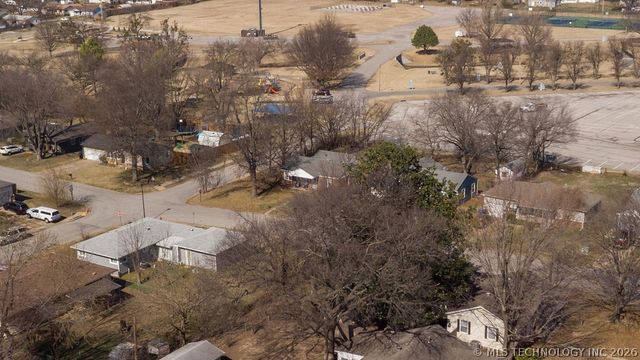 1606 S Ash Avenue, Broken Arrow, OK 74012