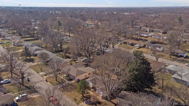 1606 S Ash Avenue, Broken Arrow, OK 74012