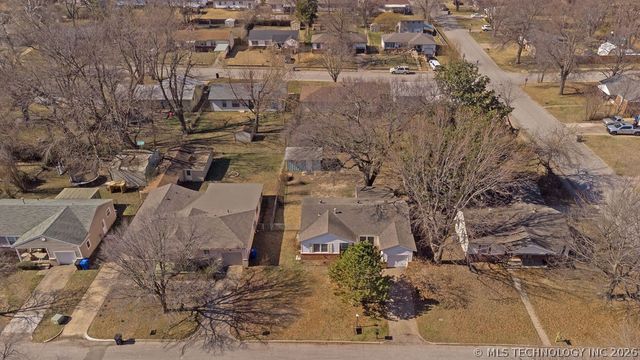 1606 S Ash Avenue, Broken Arrow, OK 74012