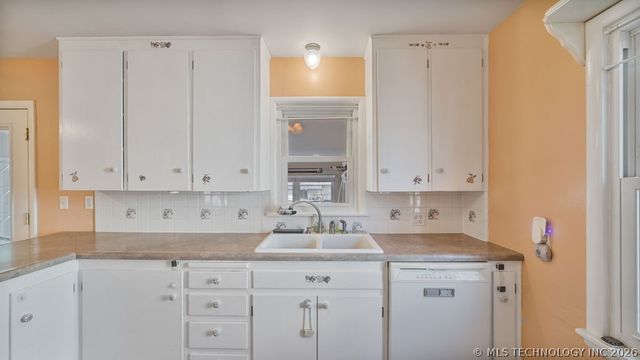 1606 S Ash Avenue, Broken Arrow, OK 74012