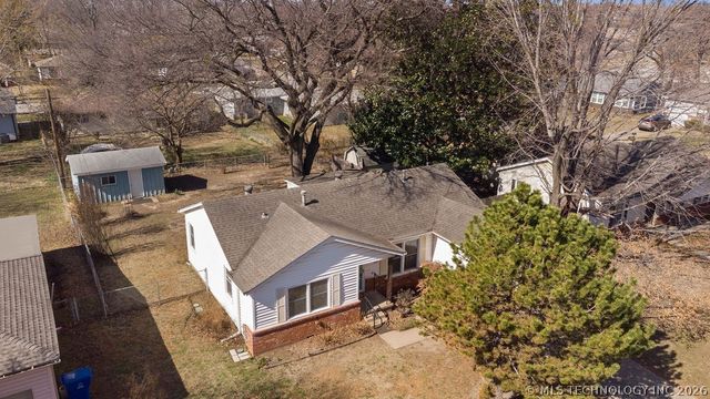 1606 S Ash Avenue, Broken Arrow, OK 74012