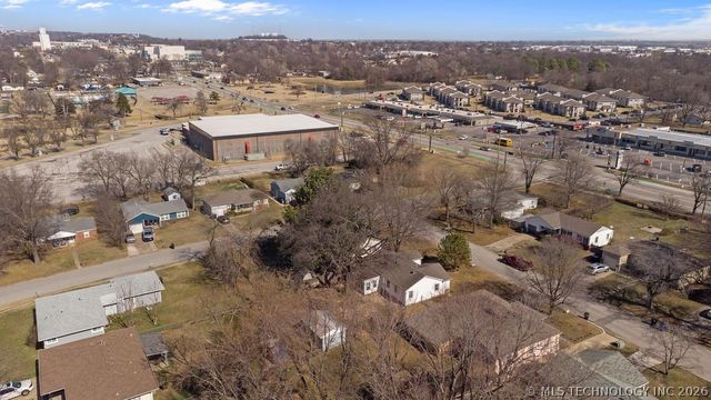 1606 S Ash Avenue, Broken Arrow, OK 74012