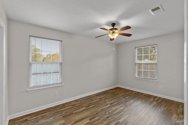 2637 Tinosa Cir, Pensacola, FL 32526