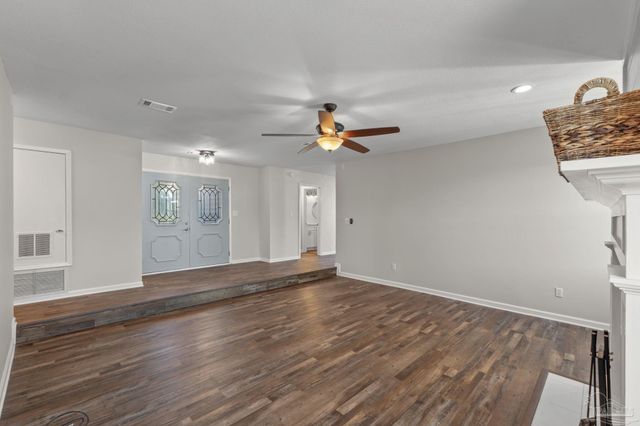 2637 Tinosa Cir, Pensacola, FL 32526