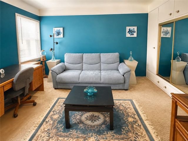 5138 Southridge, Los Angeles, CA 90043