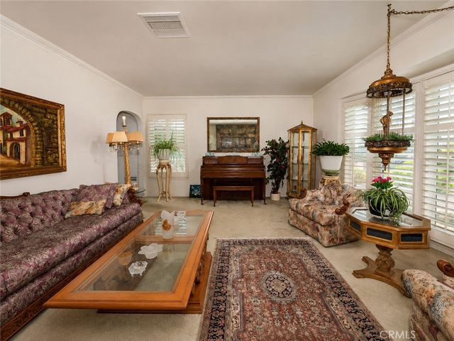 5138 Southridge, Los Angeles, CA 90043